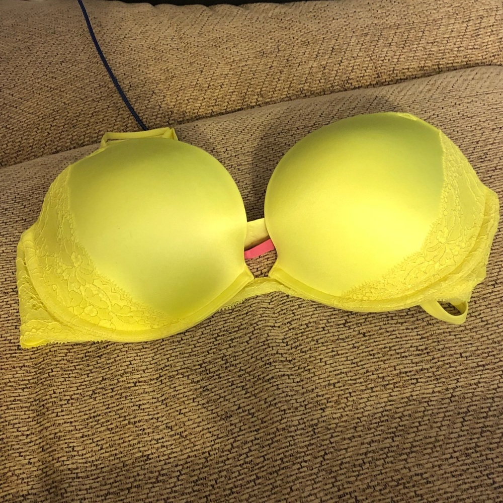 PINK bra